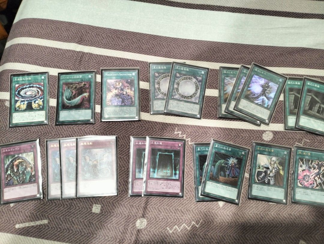 Yugioh dark magician deck, Hobbies & Toys, Toys & Games on Carousell