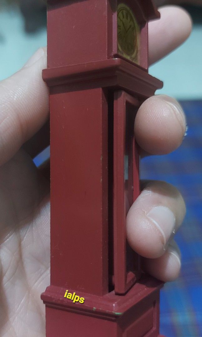 1987 Sylvanian Families Grandfather's Clock (Category: Vintage Collectibles) located in Angono. Submitted by lpsflover (Listing ID 1301681831, Image 2). Description: In good condition but please manage your expectations on used itens. Not for fussy lowballers. Payment via BPI/BDO/Gcash. Shipping via Lalamove to be shouldered by the buyer. Shipping thru J&T can be arranged once a week only; no rush shipping thru J&T please..