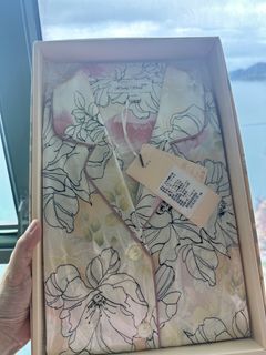 （分類：）位於 。 由 annaauer 提交（商品編號 1301706647，圖片 1）。簡介： 。