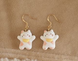 （分類：）位於 。 由 silver_moon 提交（商品編號 1301793865，圖片 1）。簡介： 。