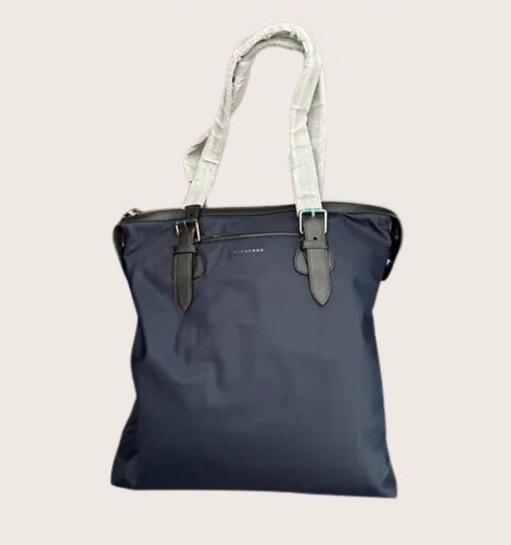 Burberry nylon tote shop