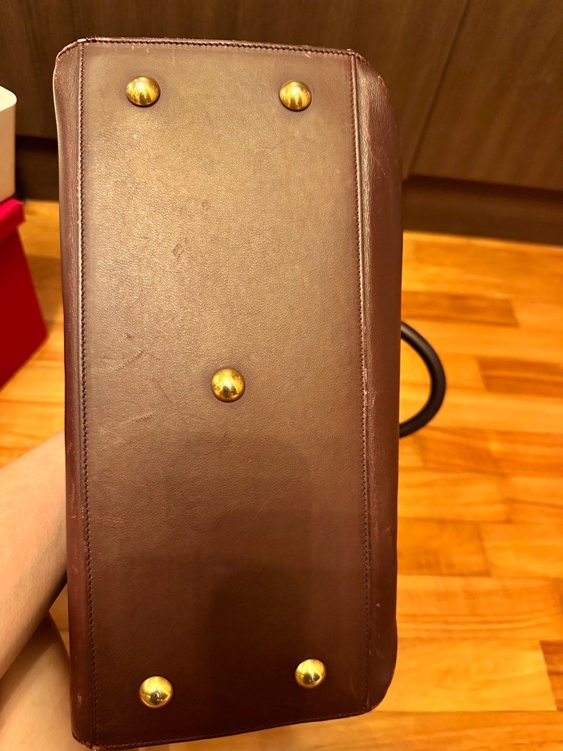 Authentic Saint Laurent bag (Category: Bags & Wallets) located in Singapore. Submitted by fleur_k (Listing ID 1301809729, Image 3). Description: Heavily used bag. Purchased over $4k. Buy if you are comfortable with the condition. I believe colouring and bag spa can give a new look .