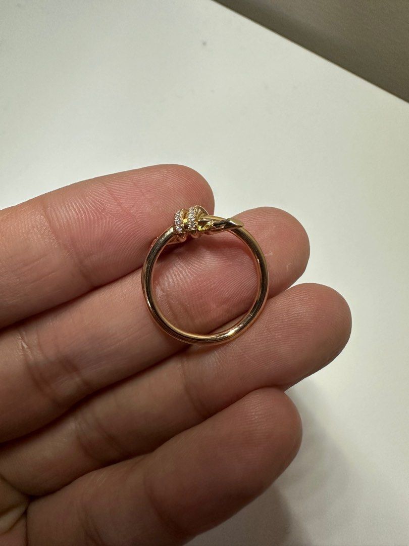 Tiffany nose ring store
