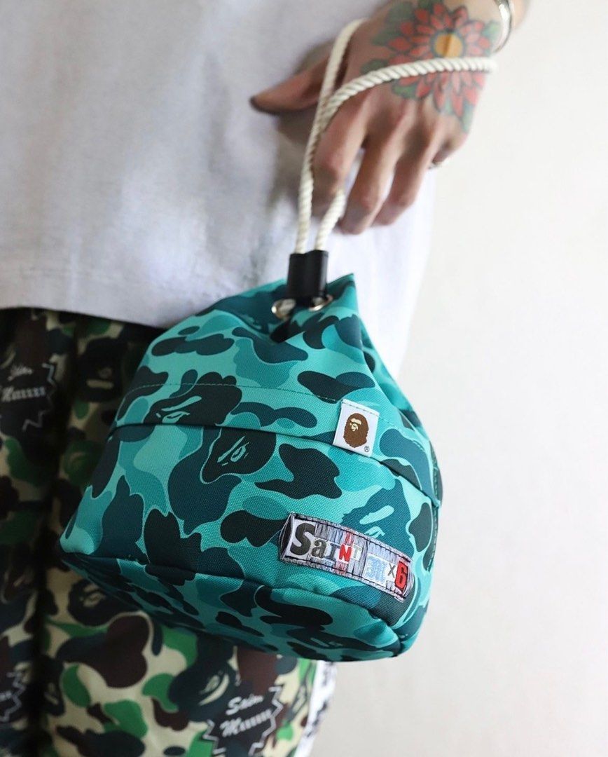 BAPE X SAINT MXXXXXX ROPE SNAP BAG, Men 