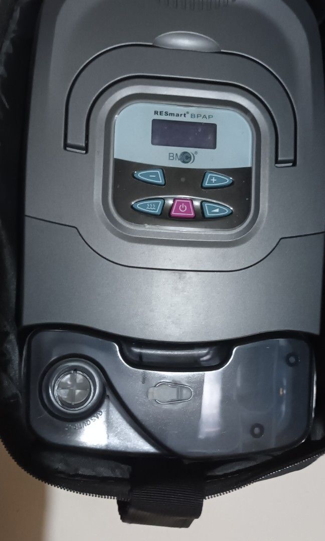 BIPAP Machine (Category: Medical Supplies & Tools) located in Caloocan City. Submitted by pascuachar04239 (Listing ID 1301686394, Image 1). Description: 📍considered as brand new 📍used only few times 📍with complete accessories (bag etc).