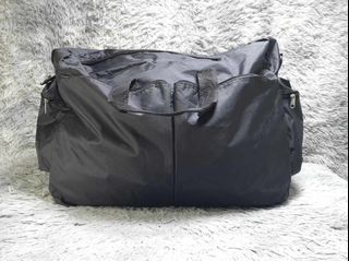 Black Zipper Travel Bag