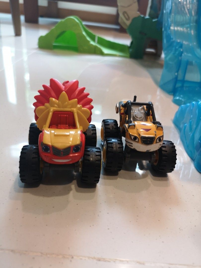 Blaze animal island playset online