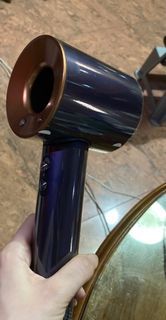 Brandnew Dyson Supersonic special gift edition hd07