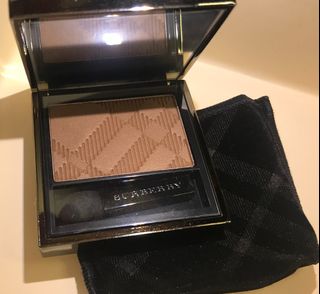 （分類：）位於 。 由 strawberrybb11 提交（商品編號 1301771369，圖片 1）。簡介： 。