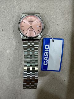 (Category: ) located in . Submitted by seikowatchfactory (Listing ID 1301684863, Image 1). Description: .