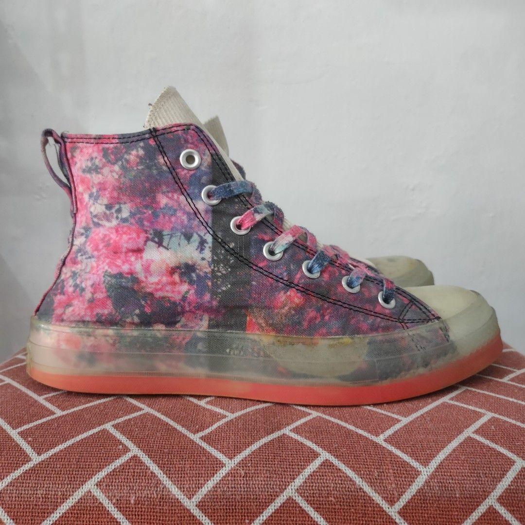 Converse x Shaniqwa Jarvis size 42 100% Original, Fesyen Pria