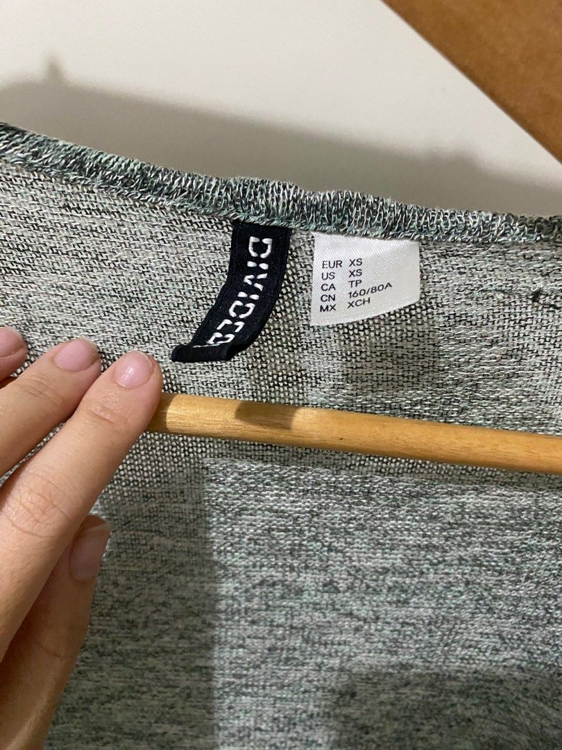 Cotton on light jacket (Category: Coats, Jackets and Outerwear) located in Taguig. Submitted by _wardrobecleanse (Listing ID 1301691253, Image 2). Description: .