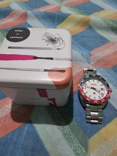 Fossil Breaker Diver Quartz Watch Blue and Red Bezel 45mm White Dial 200m water resist FS5049 (Fixed Price)