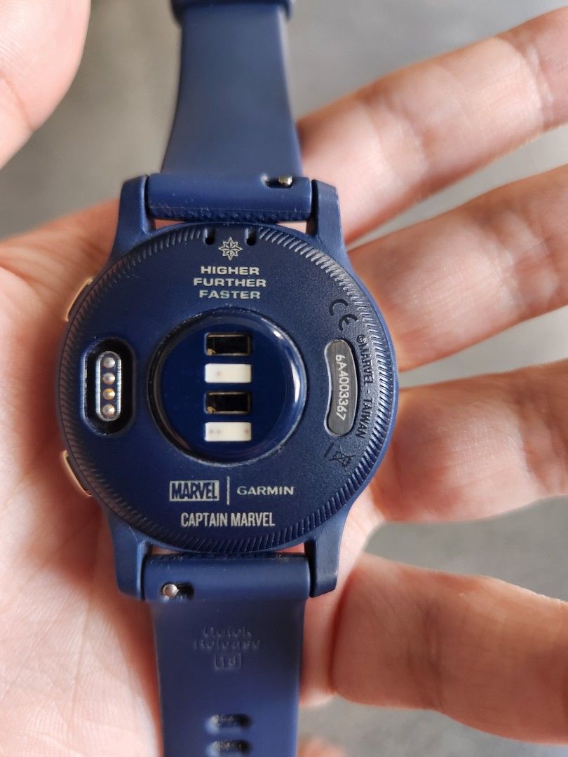 Garmin Marvel Watch Garmin Legacy Hero Review Captain Marvel Uhr
