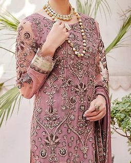 (Category: ) located in . Submitted by nisha.wears (Listing ID 1301785634, Image 1). Description: .
