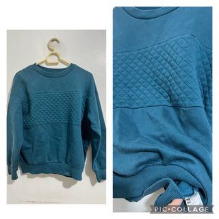 GU Pullover sweater
