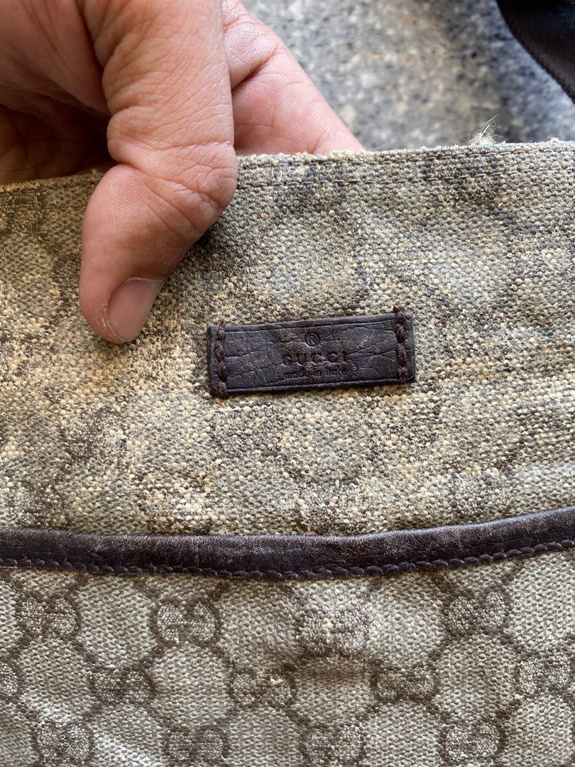 Gucci GG Monogram Shoulder bag (Category: Luxury Bags & Wallets) located in Manila. Submitted by novymaesel14868 (Listing ID 1301696553, Image 3). Description: Gucci GG Monogram Shoulder bag project bag Issue Fade Pero Ung luob bagong Bago pa 100% Legit .