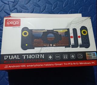iPega Dual Thorn gaming wireless controller for phones
