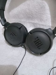 JBL Tune 500 Wired On-Ear Headphones black