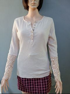 M: Knitted crochet long sleeves top