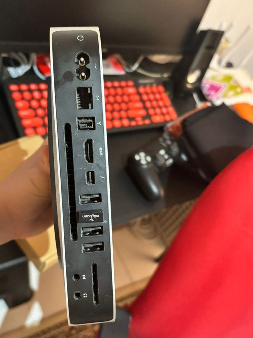 Mac mini 2012 (Category: Desktops) located in Skudai. Submitted by nanoawan (Listing ID 1301695878, Image 2). Description: Assalamualaikum Jualan macmini untuk keperluan Spec dan details Mac mini 2012 i5 Ssd 120 Siap charger Condition 9/10 Cod area majidee Rm300 nego inshaAllah Terima kasih sangat2..