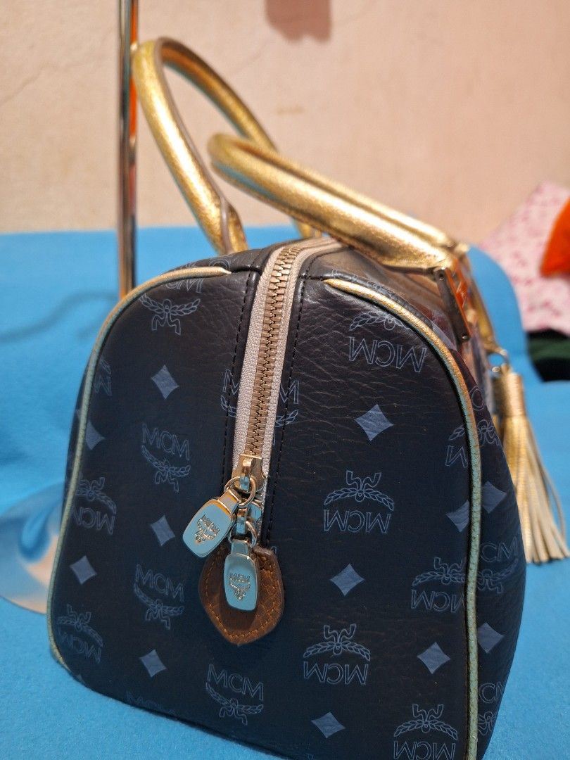 MCM Doctors Bag (Category: Luxury Bags & Wallets) located in Consolacion. Submitted by janwilpnp (Listing ID 1301721542, Image 3). Description: ❗️Selling my Preloved Bag❗️ Original MCM Silver hardware po Size:Medium L=12" W=7" H=8" Minimal signs of use lang. Basta gwapa jud sya. *Of course Masulod ang Glock* DM me to avail. ❗️Hindi naman mahal ang magkaroon ng Mahal na Bag.PM mo lang ako❗️.