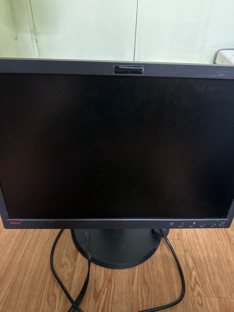 MONITOR (Category: Monitor Screens) located in Singapore. Submitted by jimtheam (Listing ID 1301691971, Image 1). Description: .