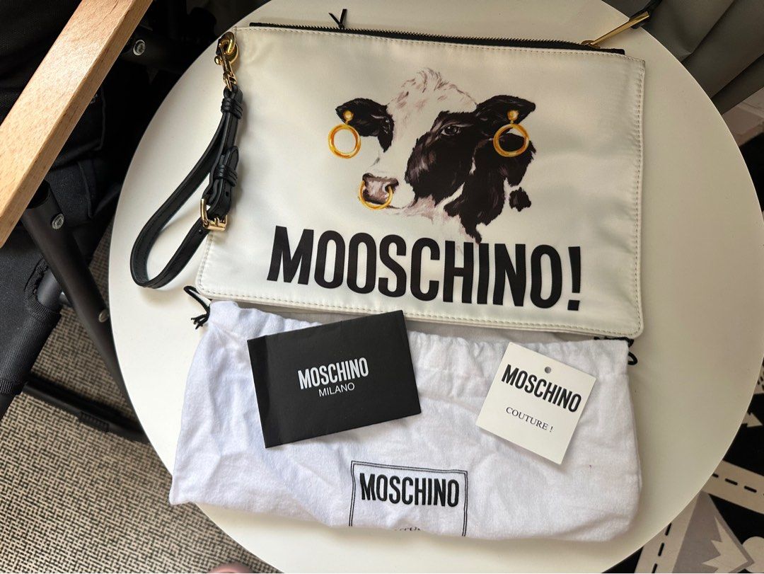 Moschino white clutch hotsell
