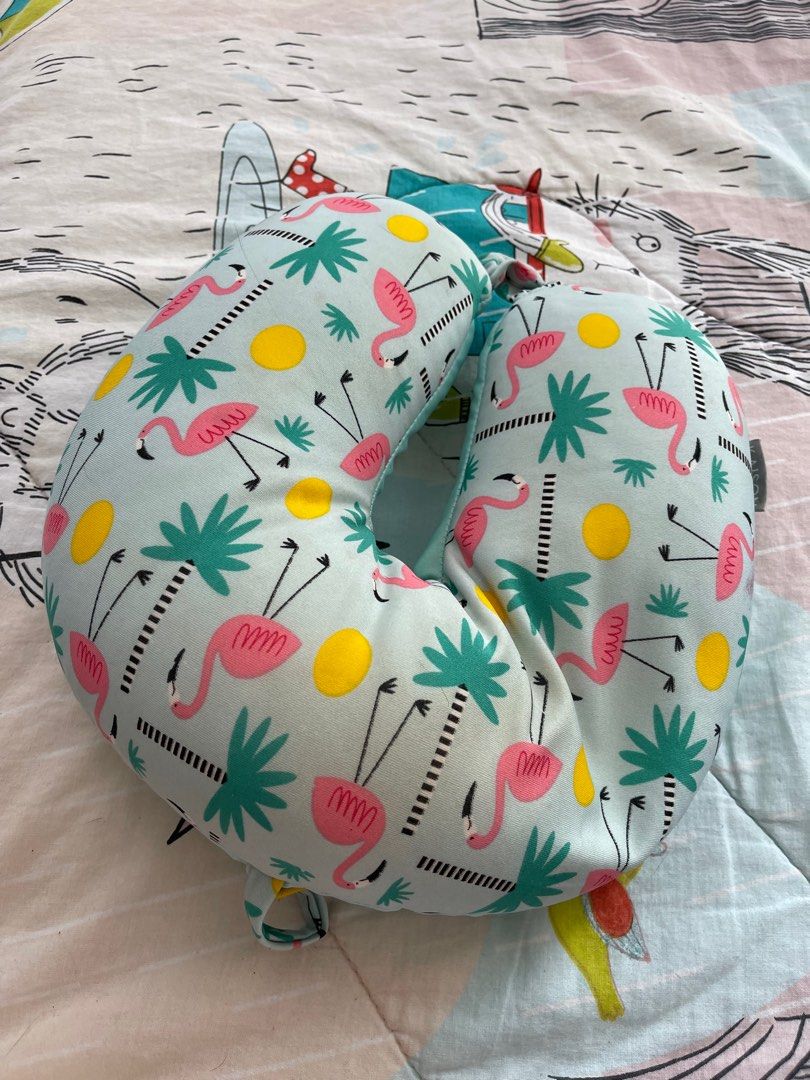 Neck pillow by Kaison