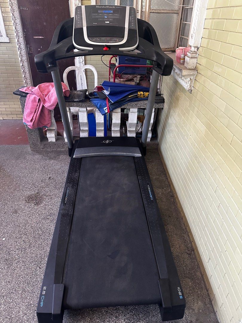 S20i treadmill on sale