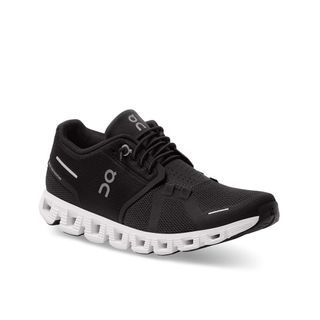 On Cloud Men's Sneakers in Black / White