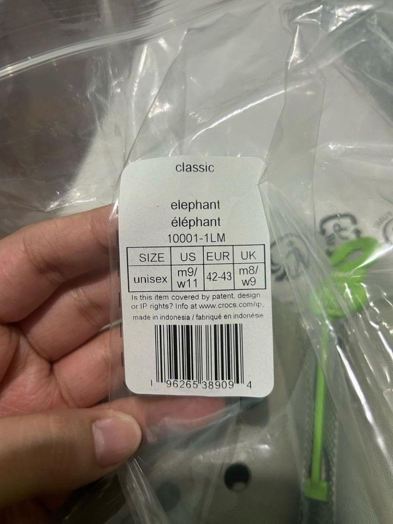 Original Crocs (Category: Slippers & Slides) located in Manila. Submitted by gingercrumbs (Listing ID 1301794482, Image 1). Description: Selling brand new crocs w/ tag. Bought 3290 RFS: Wrong size Price is still negotiable.