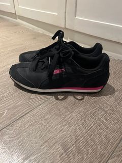 Puma Black Sneakers Women Size 38.5