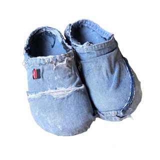 REWORKED LEVI’S CLOGS