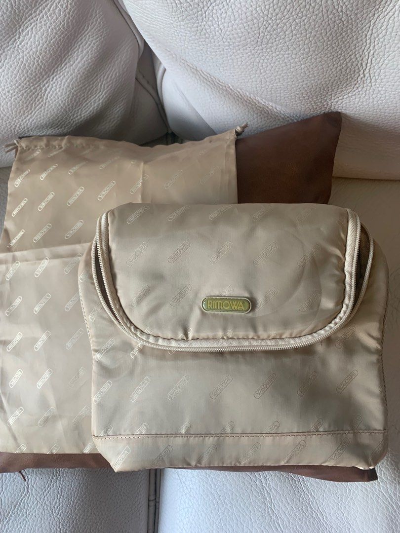 Rimowa (Category: Luxury Bags & Wallets) located in Caloocan City. Submitted by envoguevintage88 (Listing ID 1301754865, Image 1). Description: Original rimowa nylon travel kits. Unused but some minor dirt from storage . Beige which matches most linings for rimowa luggage. Rare. Bought from a rimowa dealer in Frankfurt airport ..