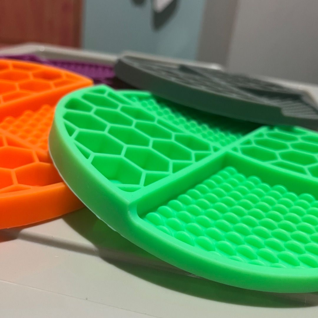 Round Lickmats (Category: Homes & Other Pet Accessories) located in Imus. Submitted by dkluttering (Listing ID 1301820143, Image 3). Description: Bought for PHP 350+ each. I have 4 pieces (different colors) available. Selling for PHP 250 each, but you can: – GET 2 FOR PHP 450 – GET 3 FOR PHP 700 – GET 4 FOR PHP 850 They're around 21 cm in diameter, and best for small to medium dogs. I got them from Pet Express, and the quality is like new since t