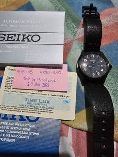 Seiko 5 Sports SRPJ09K1 All Black 39mm dial with black stainless steel bracelet -replaced to leather