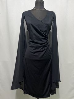 Shein V Neck Cloak Sleeve Bodycon Dress