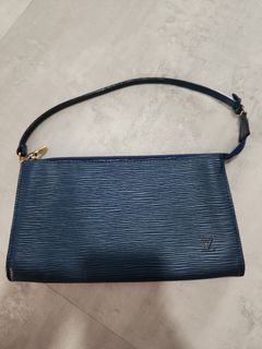 (Category: ) located in . Submitted by shopbabies (Listing ID 1301735268, Image 1). Description: .