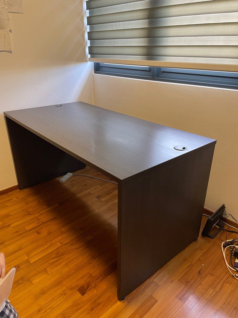 Study Table (Category: Tables & Sets) located in Singapore. Submitted by bella_sunnyday (Listing ID 1301766029, Image 2). Description: .