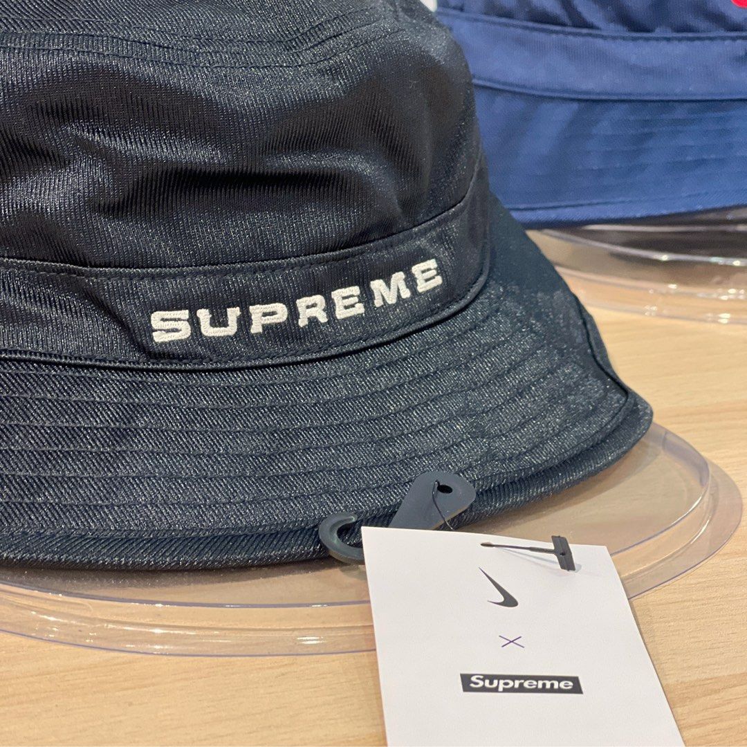 Supreme x Nike Dazzle Crusher Black L/XL Supreme x Nike Dazzle