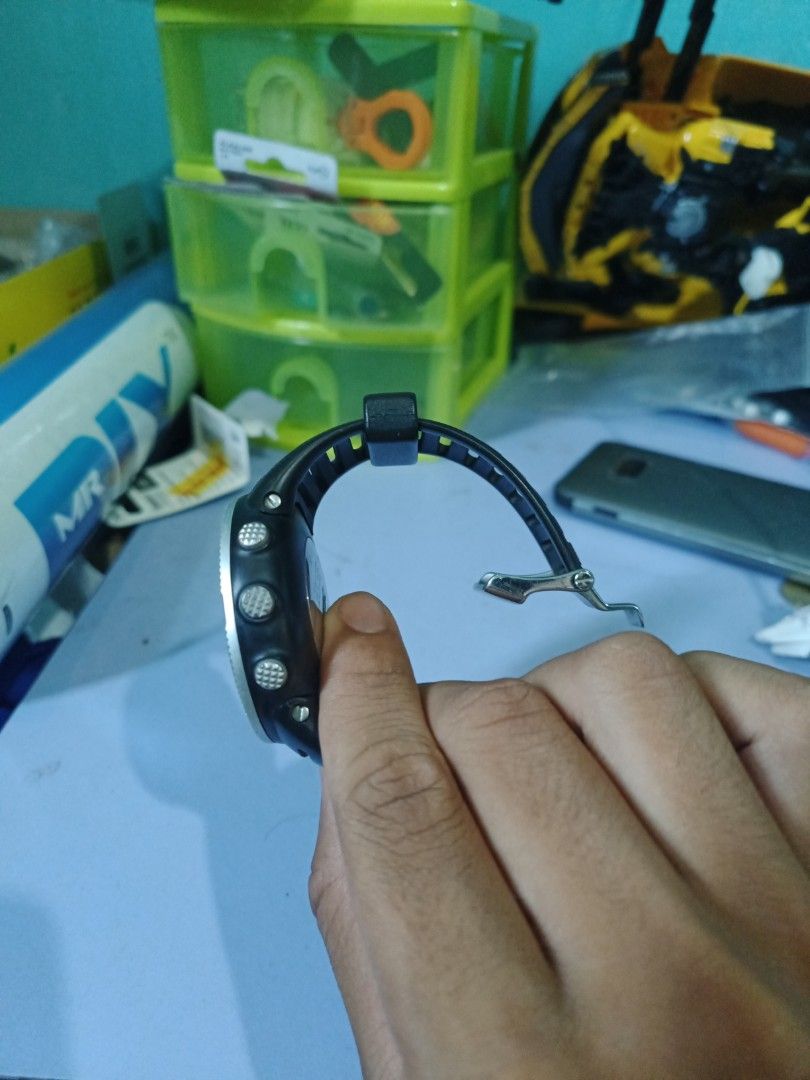 Suunto core green light
