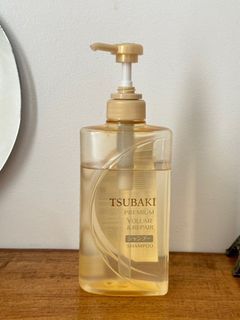 Tsubaki Volume and Repair Shampoo
