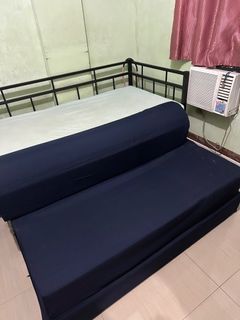 Uratex Sofa bed