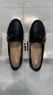 (Category: ) located in . Submitted by preloved_hny (Listing ID 1301830738, Image 1). Description: .
