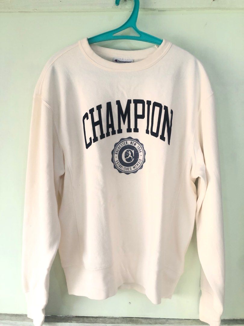 Vintage Champion Men s Fleece Big logo Sweetshirt athletic top retro pull over M Fesyen Pria Pakaian Baju Luaran di Carousell