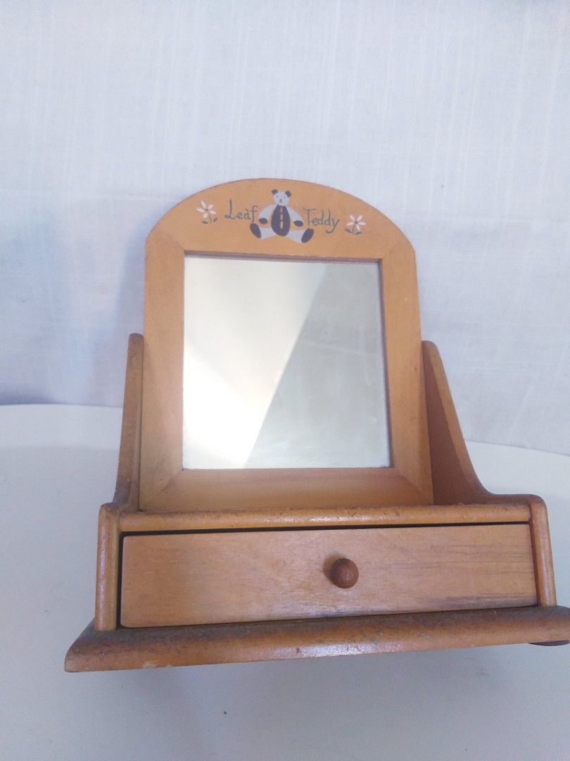 Vintage small desktop mirror (Category: Mirrors) located in Cavite. Submitted by wishie_collects (Listing ID 1301689817, Image 3). Description: vintage table top small mirror with drawer cute vintage mirror.
