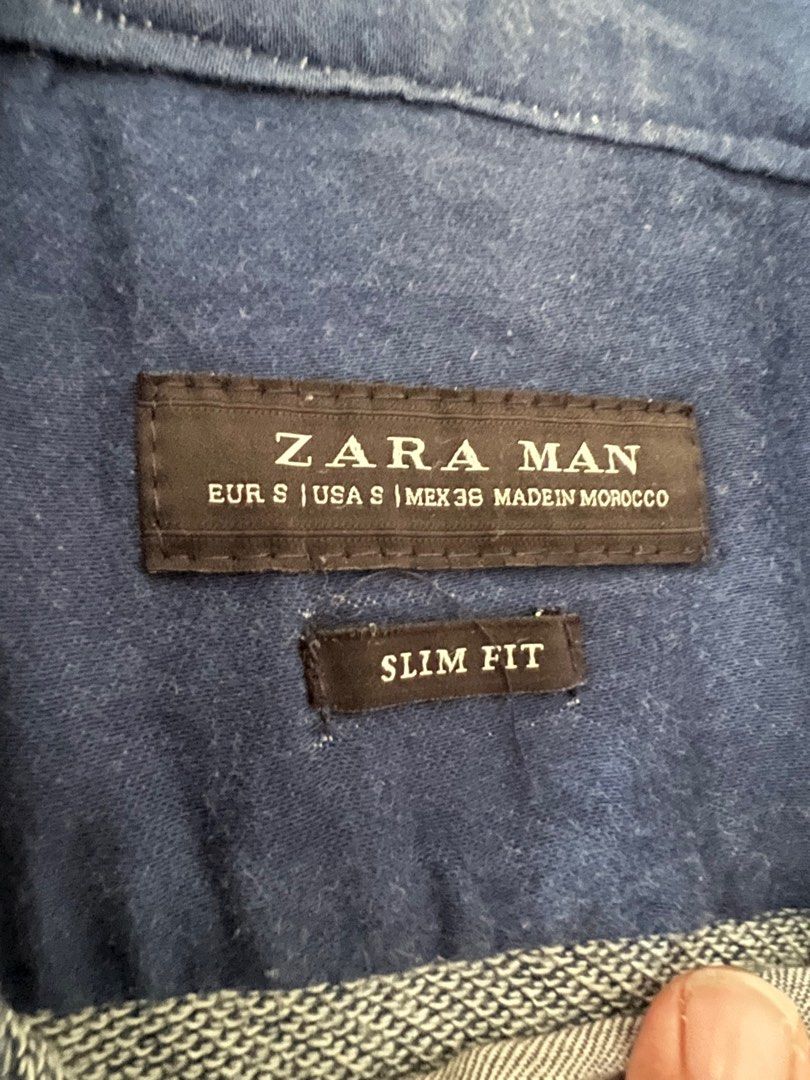 Zara denim hoodie (Category: Coats, Jackets and Outerwear) located in Las Pinas. Submitted by pixterspb (Listing ID 1301673753, Image 3). Description: Size Small.