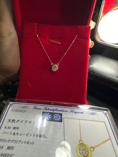 18k Diamond necklace (.30 cw)