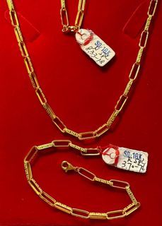 18K Saudi Gold necklace and bracelet